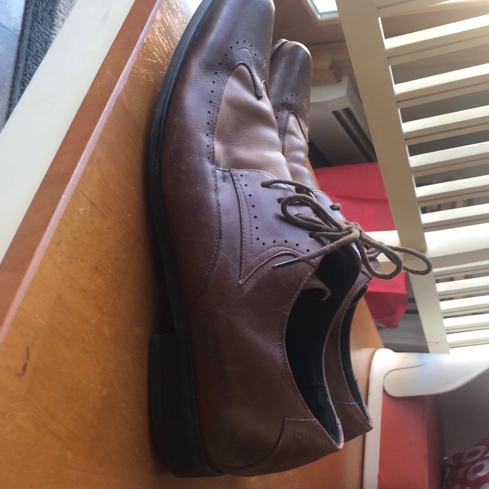 Men’s Stacey Adams dress shoes two toned